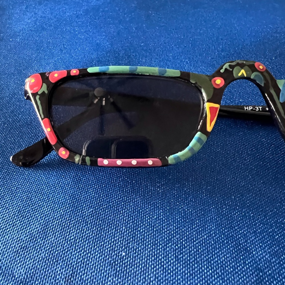 Calabrian Reader Sunglasses with Plastic Case - Picture 2 of 7